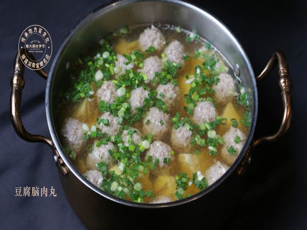 豆腐脑肉丸